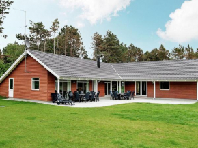 Six-Bedroom Holiday home in Rødby 1